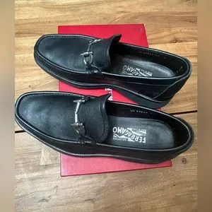 Men’s Ferragamo Nuxy Loafers Casual loafer with Gancini ornament - Men | Ferragamo main image 4